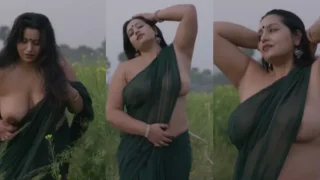 Maya The Doe Eyed Gurl Mams Out in Open Field Indianxxx